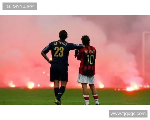 足球明星巴蒂背影展现无尽魅力与传奇风采的瞬间